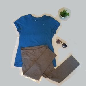 🐺 Lululemon grey leggings 🐺